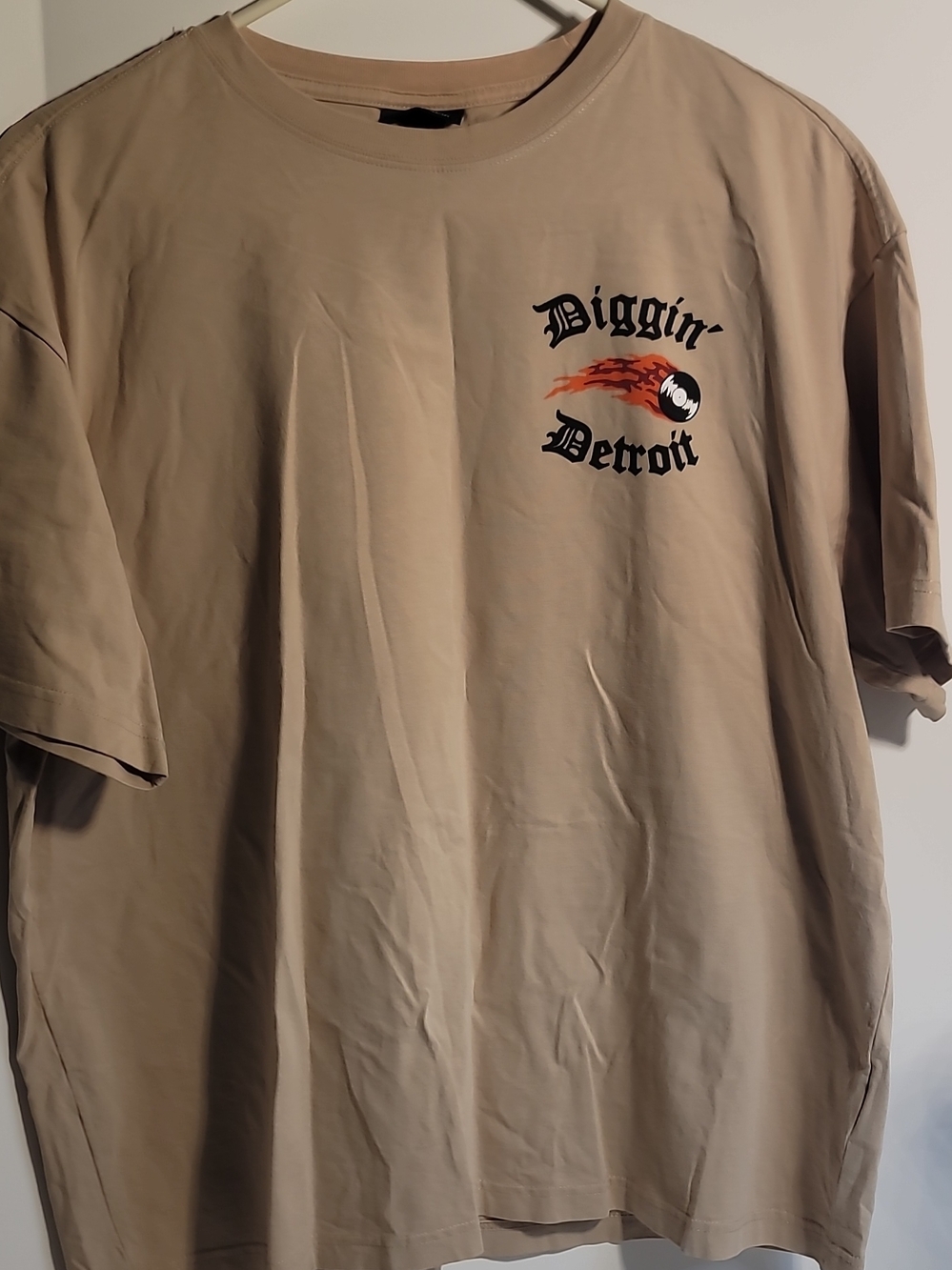 H&M Beige Short-Sleeve Tee with 'Diggin' Detroit' Flame Logo